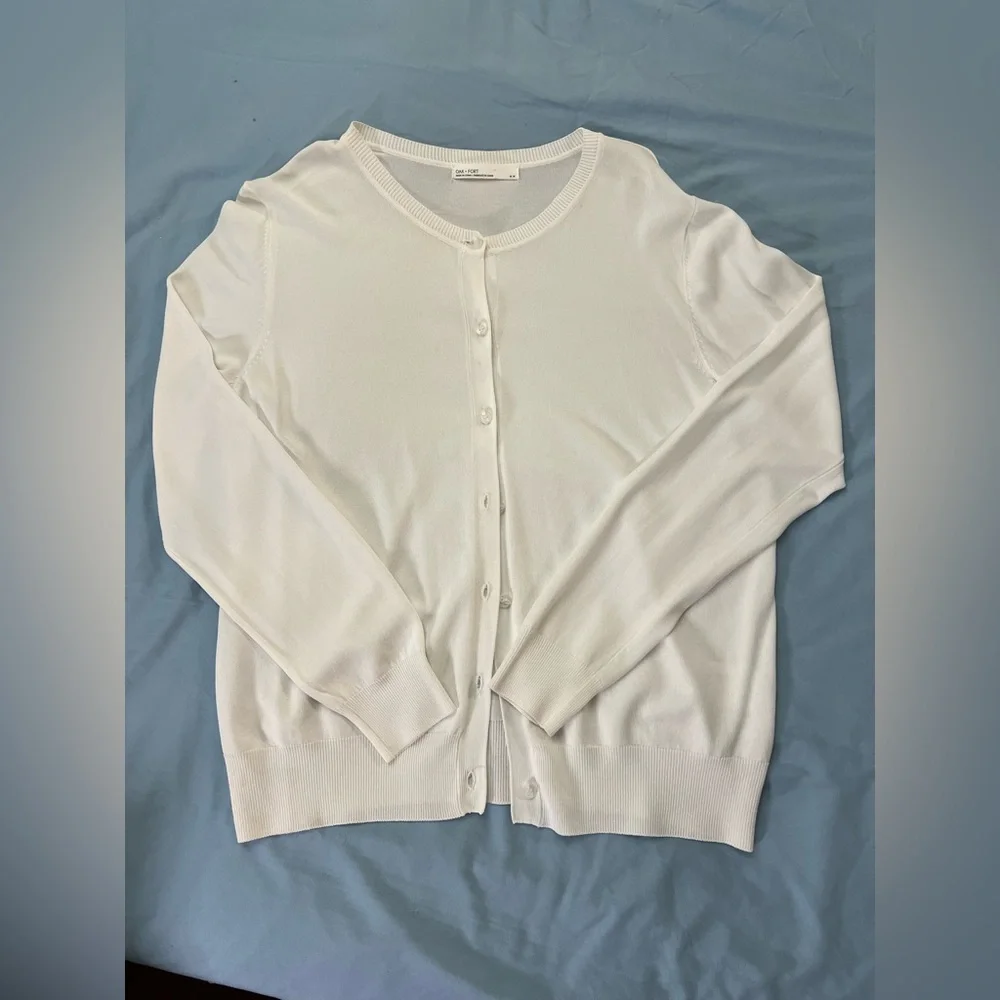 OAK + FORT - WHITE LIGHTWEIGHT KNIT CARDIGAN (Size: M) - Picture 8 of 12